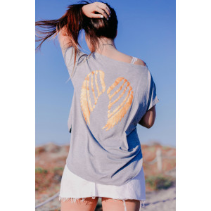 CAMISETA ALAS GRIS