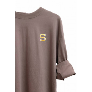 SUDADERA INICIAL SLIM MARRÓN